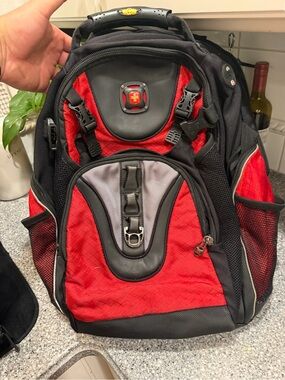 SwissGear by Wenger Laptop Backpack Red Black Shock Absorbing Straps Travel Bag